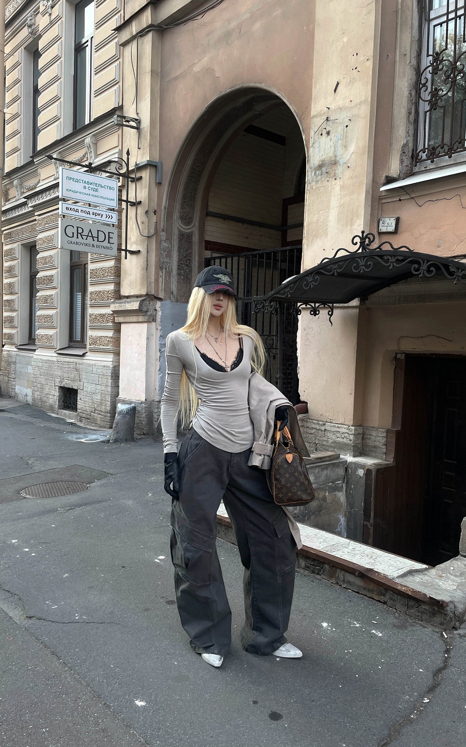 Rase le sol レーストリム付きリブ深Vネック長袖Tシャツとキャミソールセット