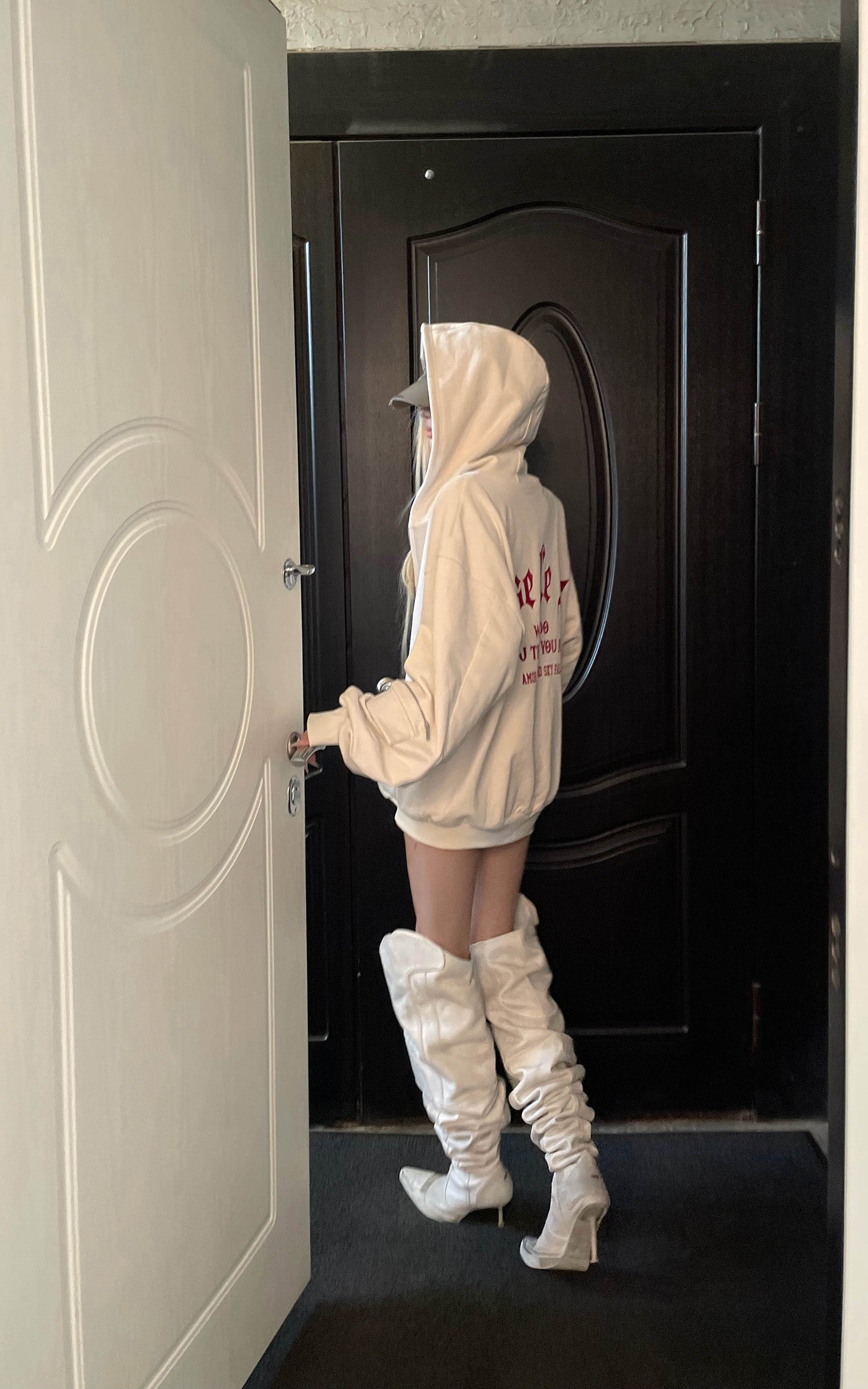 Rase le sol ユーティリティポケット付きスカルプトスリーブフーディ