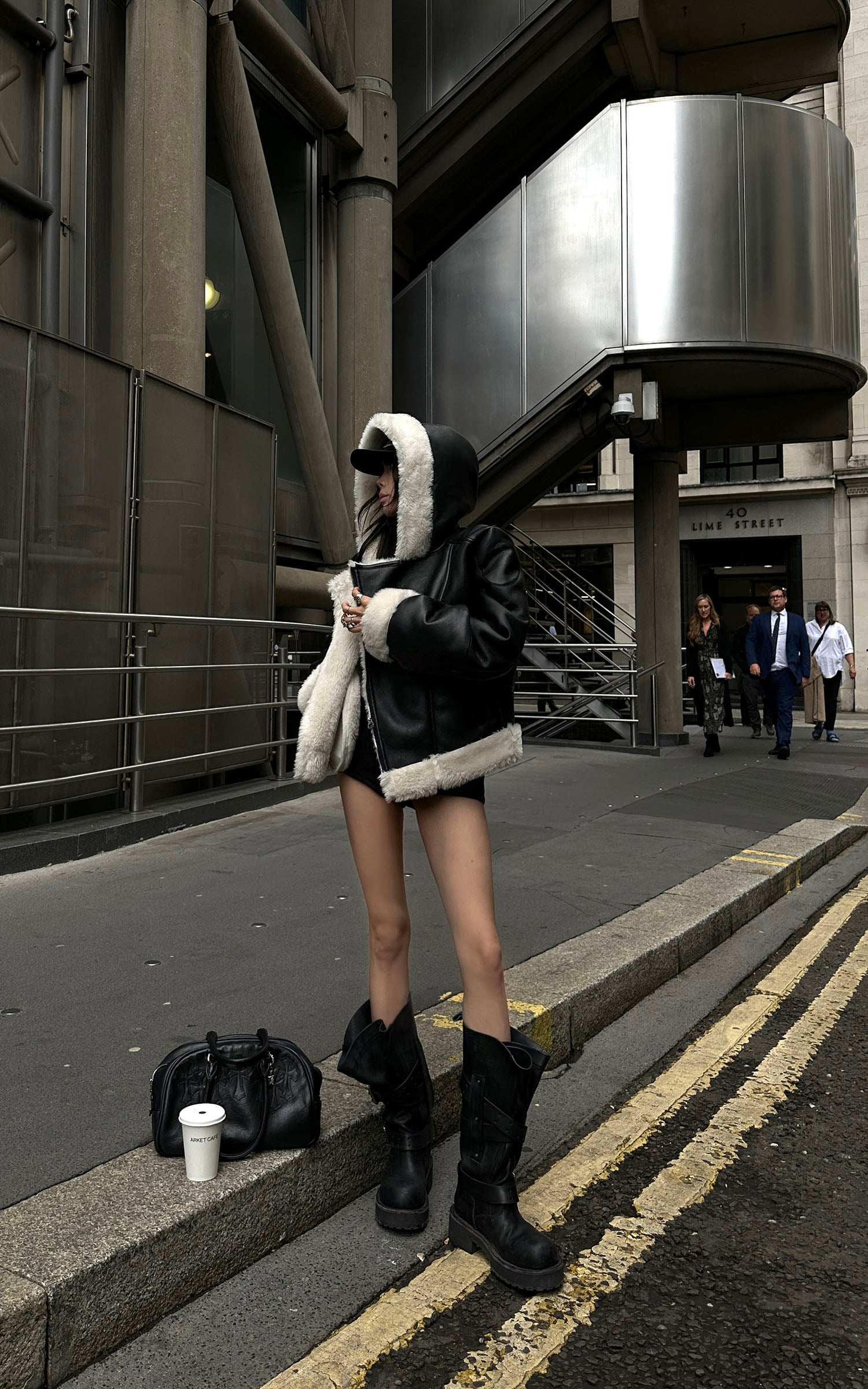 WARDEN EDGE フェイクシアリング クロップドフードジャケット