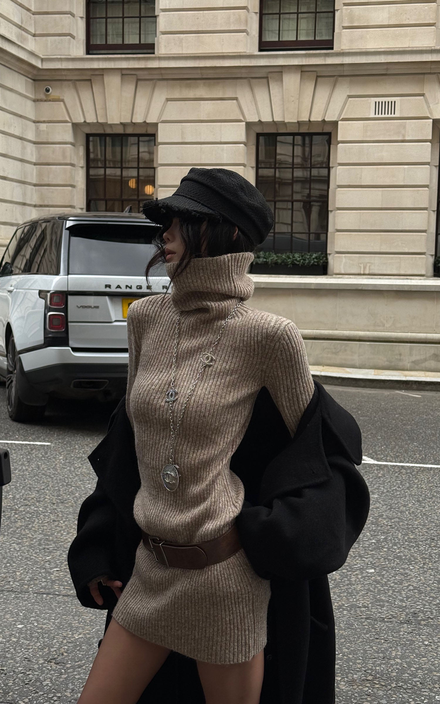 WARDEN EDGE リブ編みウールブレンドタートルネックニットドレス