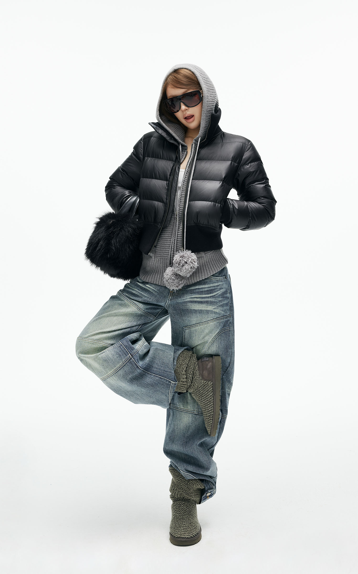 IAMXIAA リブ付きハイネックとカフ付き裾のクロップドパファージャケット