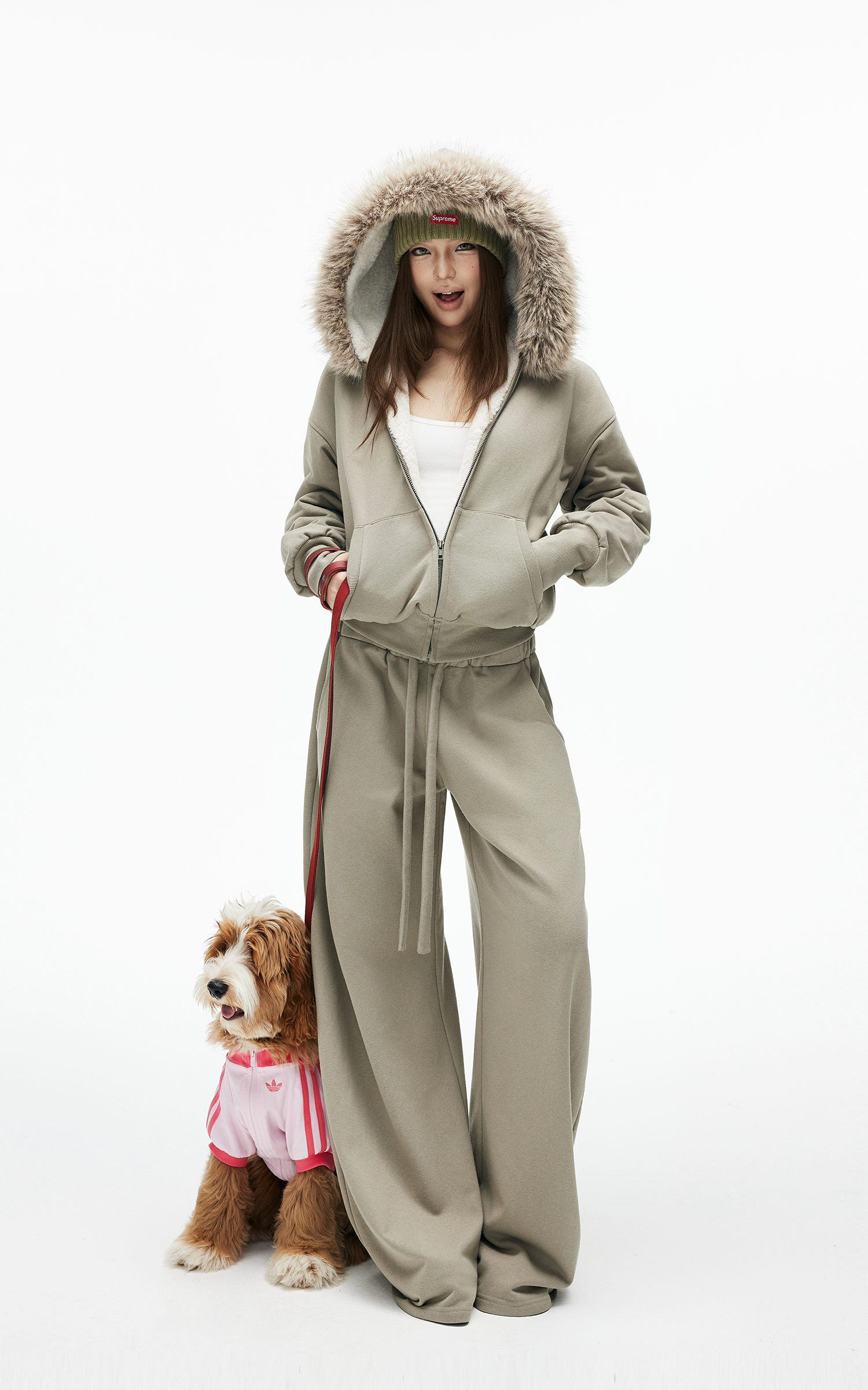 IAMXIAA フェイクファー トリム フーディ ジップ ジャケット &amp; ワイドレッグ スウェットパンツ セット