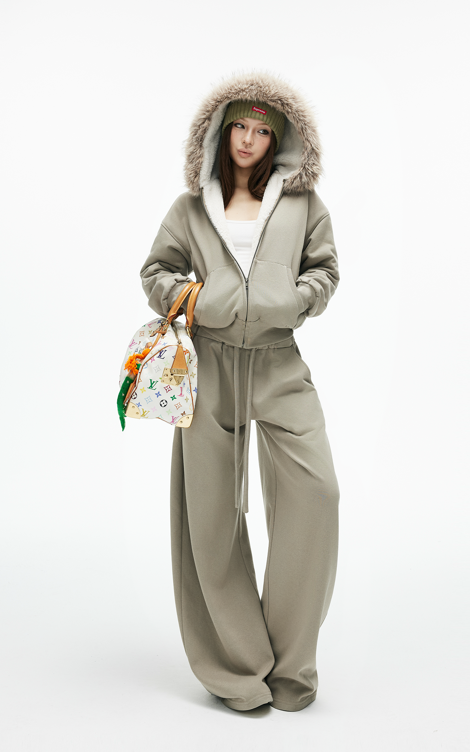 IAMXIAA フェイクファー トリム フーディ ジップ ジャケット &amp; ワイドレッグ スウェットパンツ セット