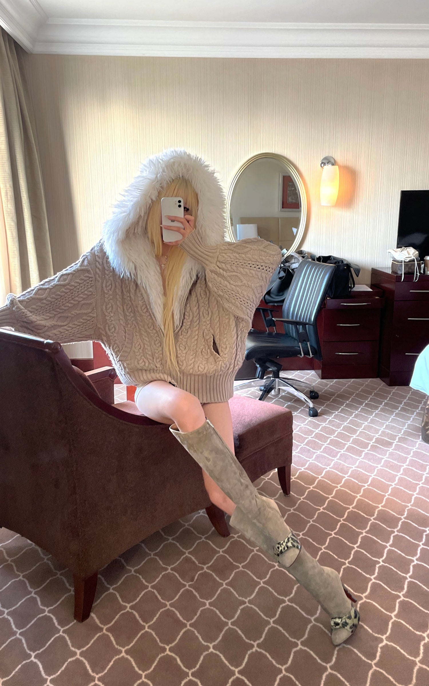 Rase le sol プラッシュライニング付きフードケーブルニットセータージャケット