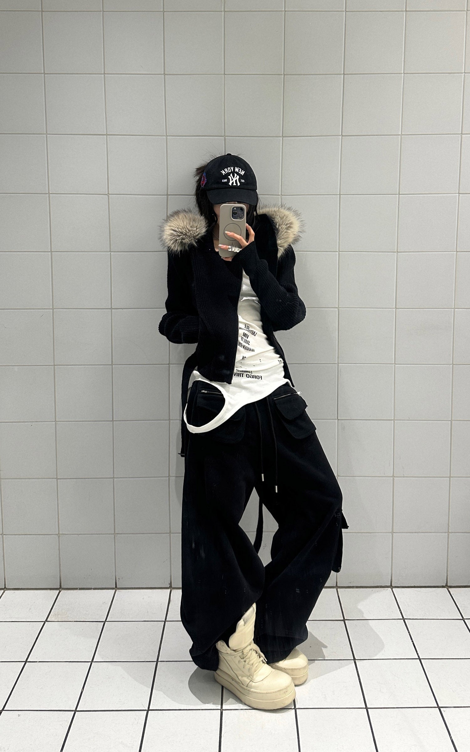 WARDEN EDGE グラフィックカットアウトロングスリーブTシャツ