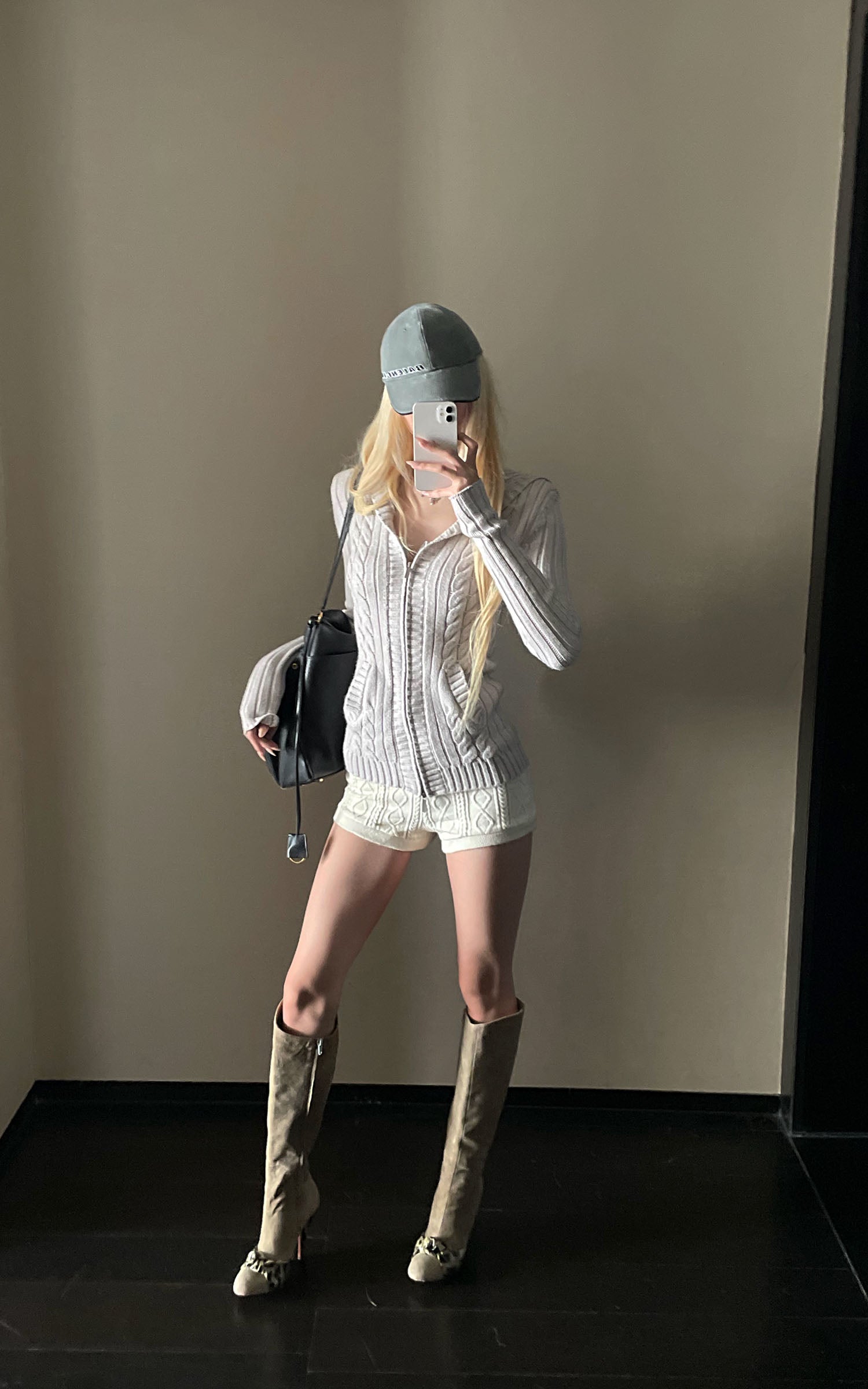 Rase le sol フィットしたケーブルジップアップウール風フーディセーター