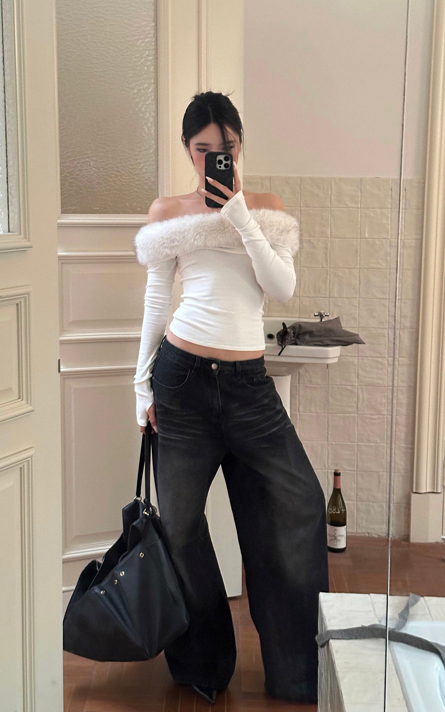 ROVENTE フェイクファーオフショルダー長袖トップ