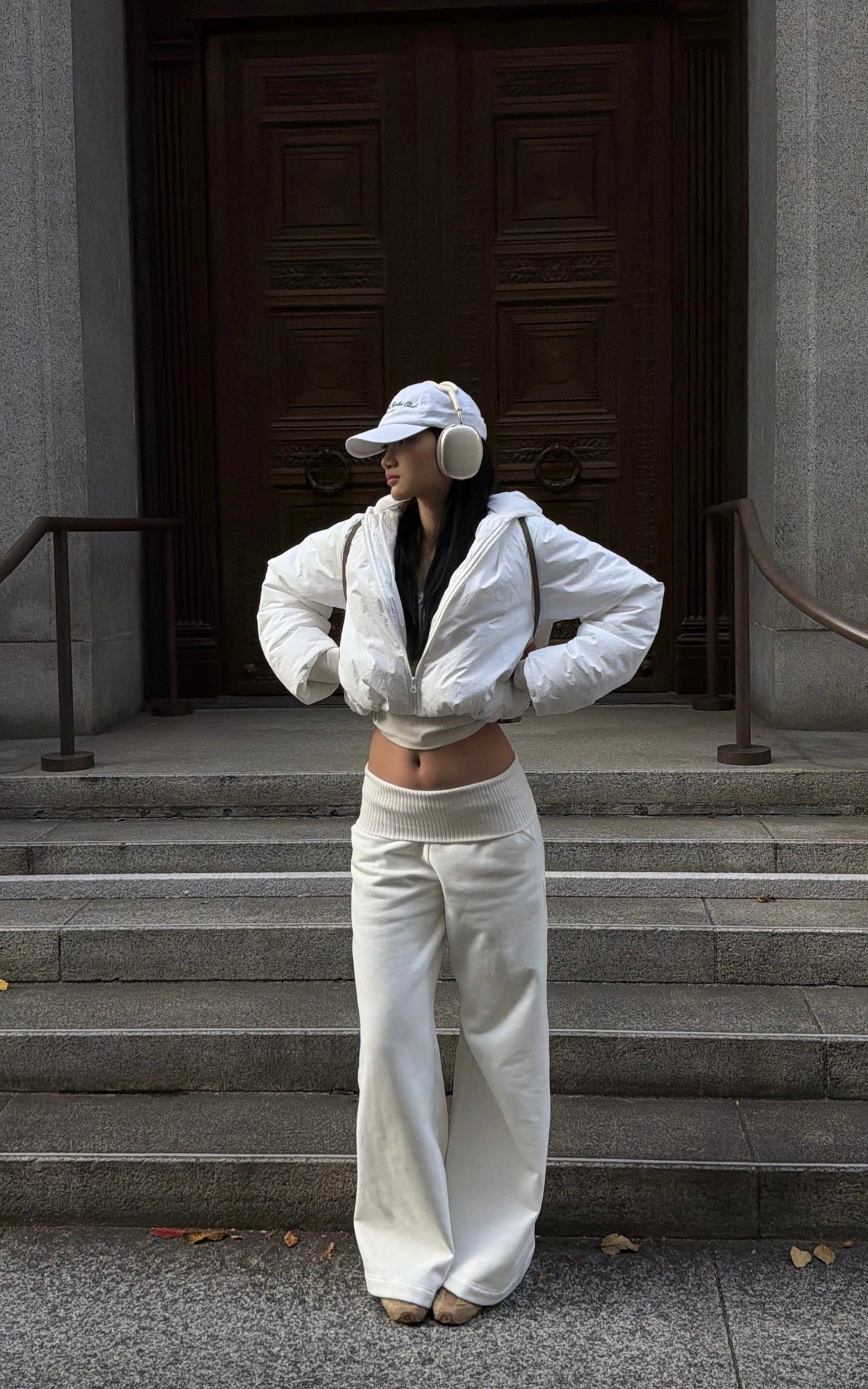 ROVENTE ハイライズワイドレッグパンツ