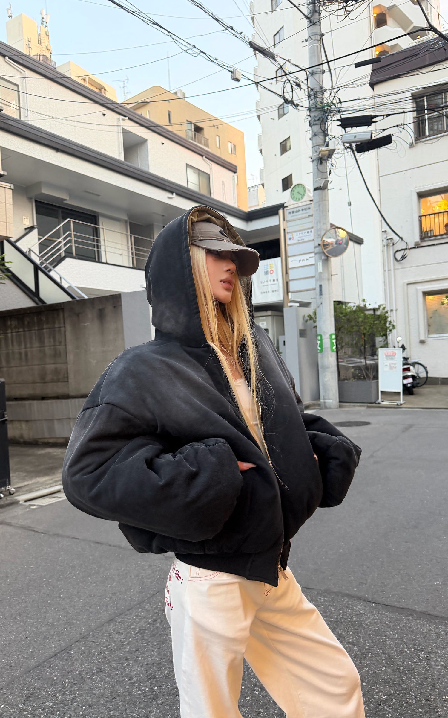 Rase le sol リバーシブルフード付きパファージャケット、迷彩と無地のサイド付き