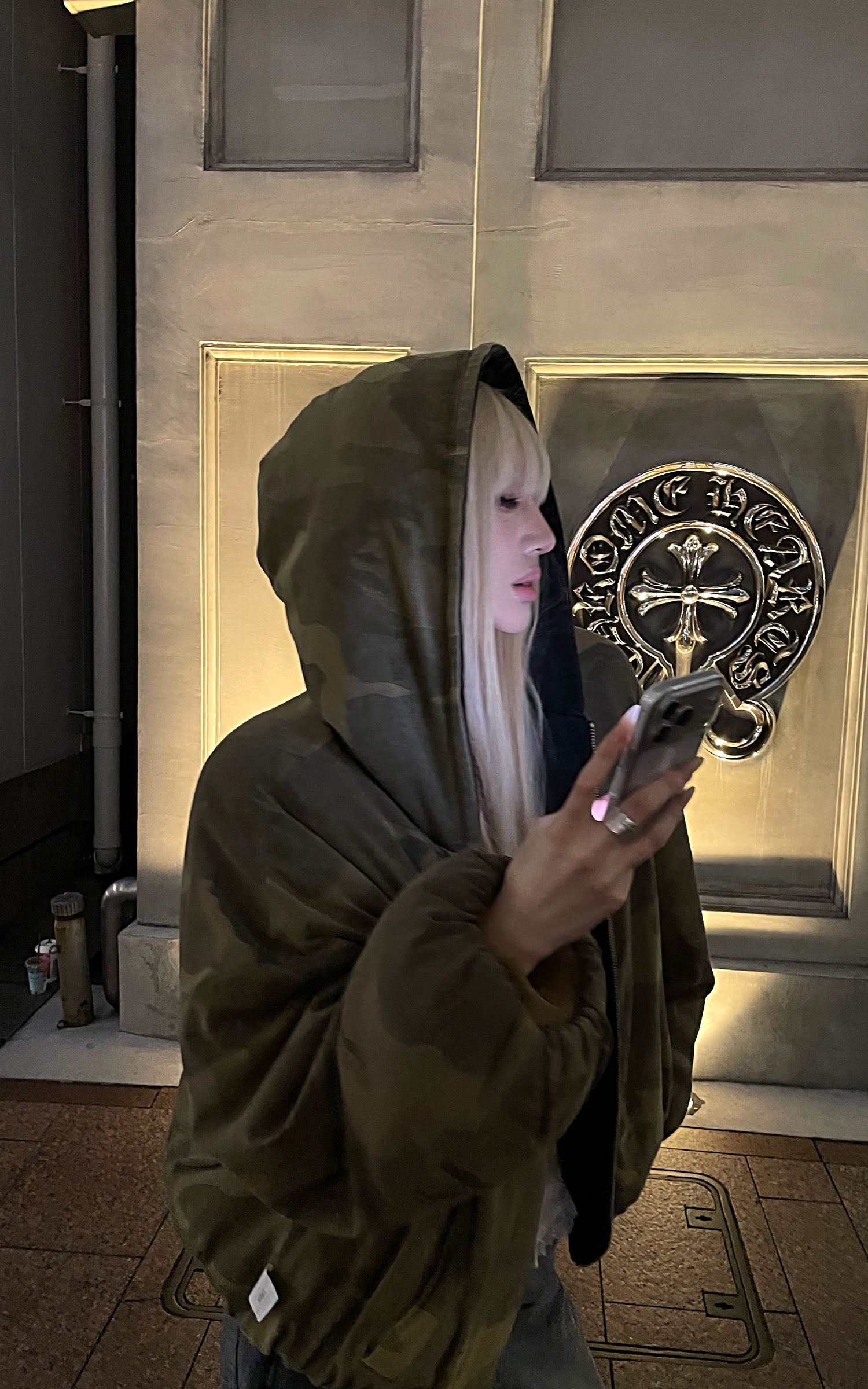 Rase le sol リバーシブルフード付きパファージャケット、迷彩と無地のサイド付き