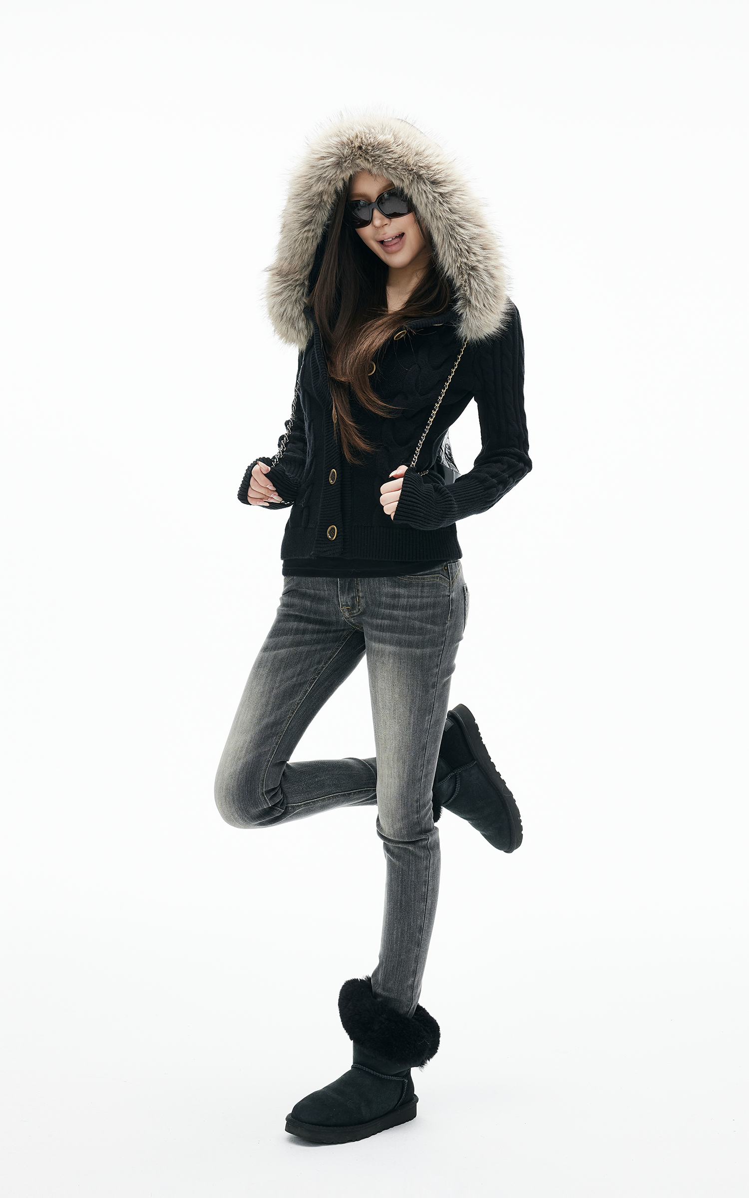 IAMXIAA Faux-Fur Hood Cable Knit Hoodie