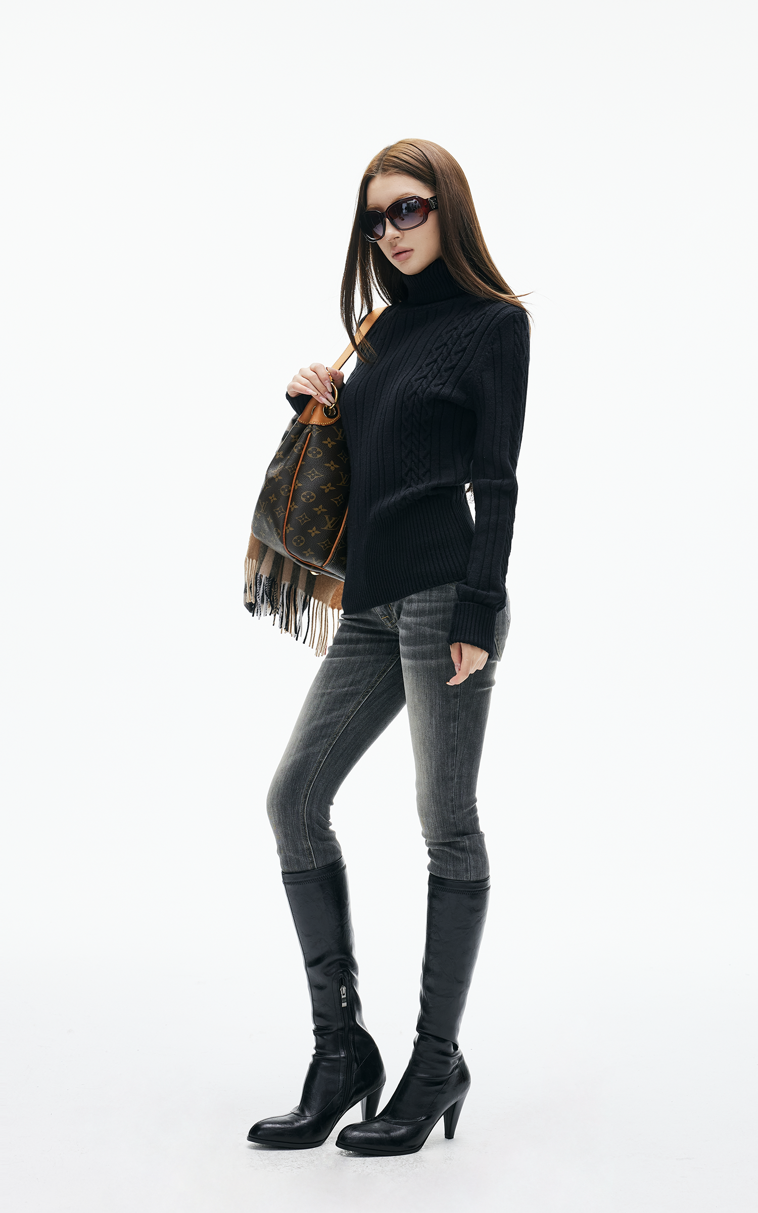 IAMXIAA 薄いスキニーローライズグレーのジーンズ