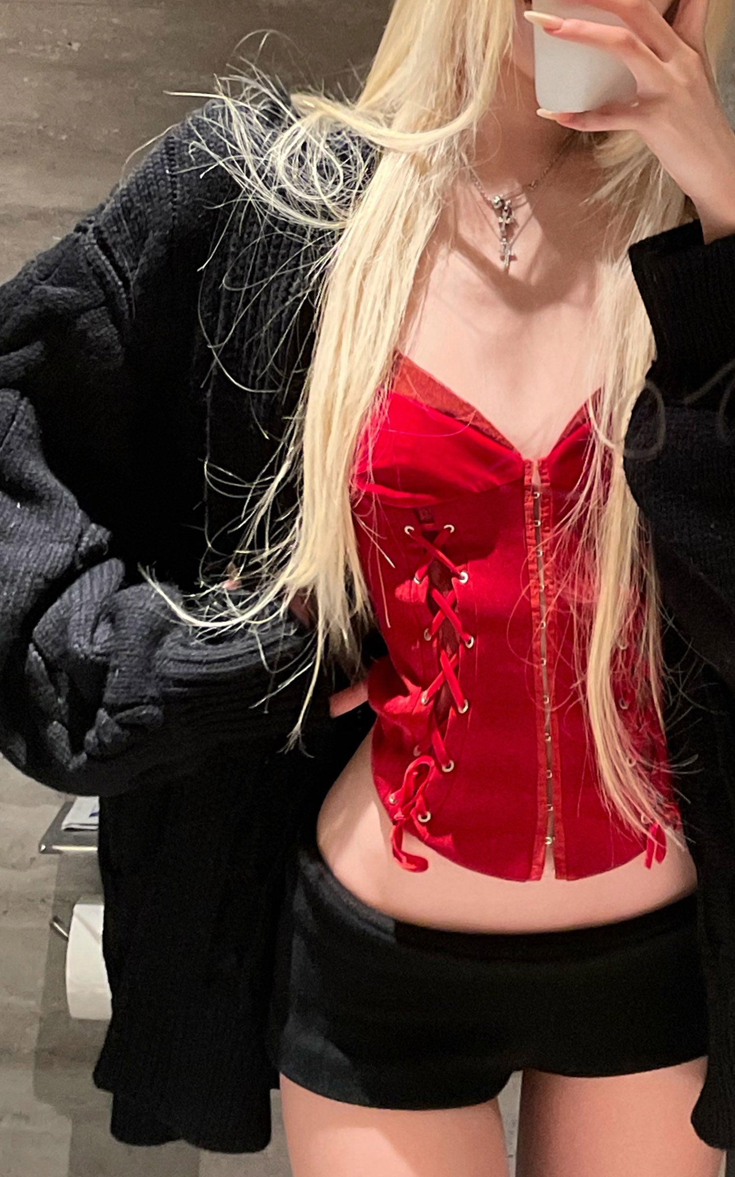 Rase le sol サイドレースアップディテール付きベルベットコルセットキャミソール