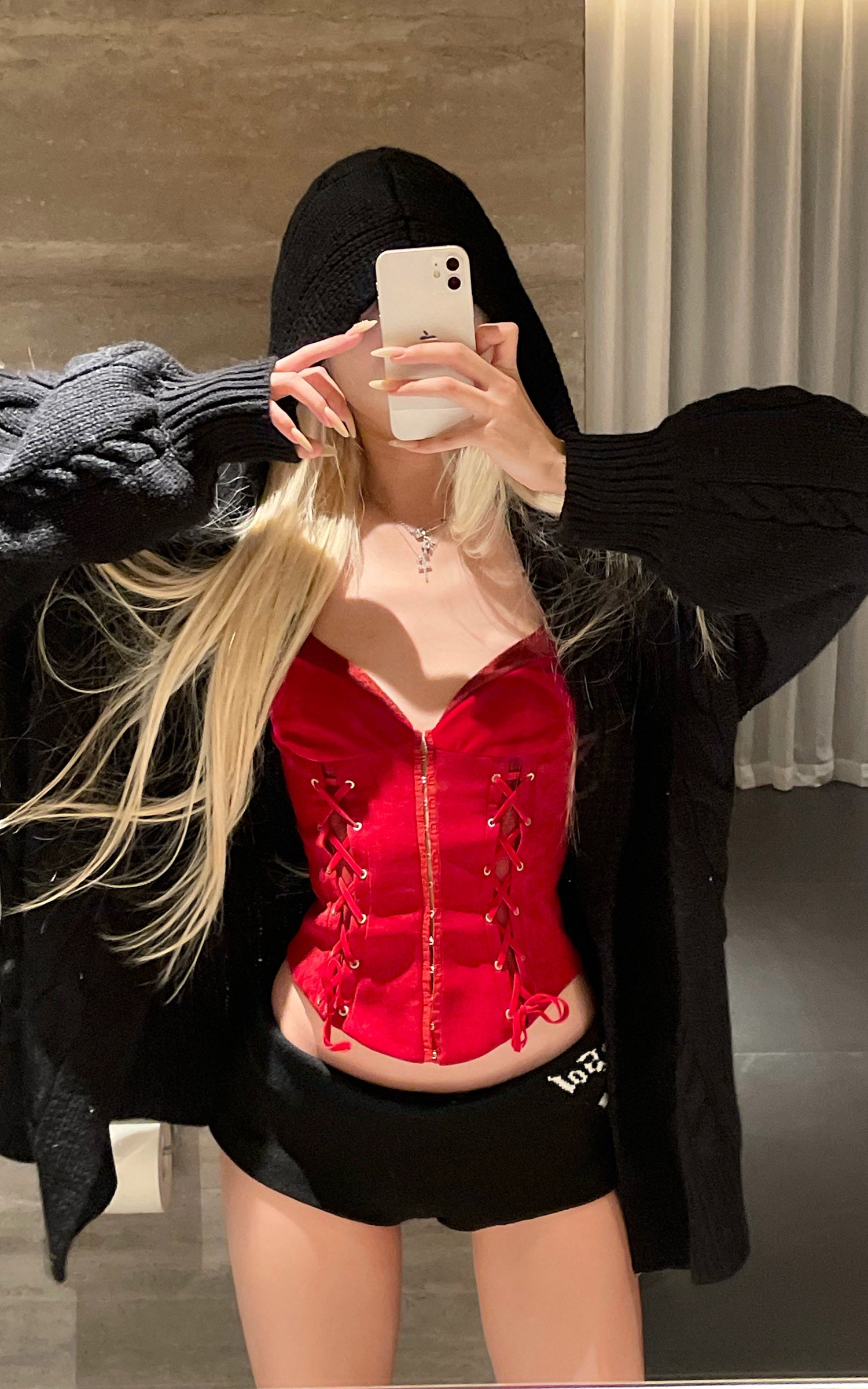 Rase le sol サイドレースアップディテール付きベルベットコルセットキャミソール