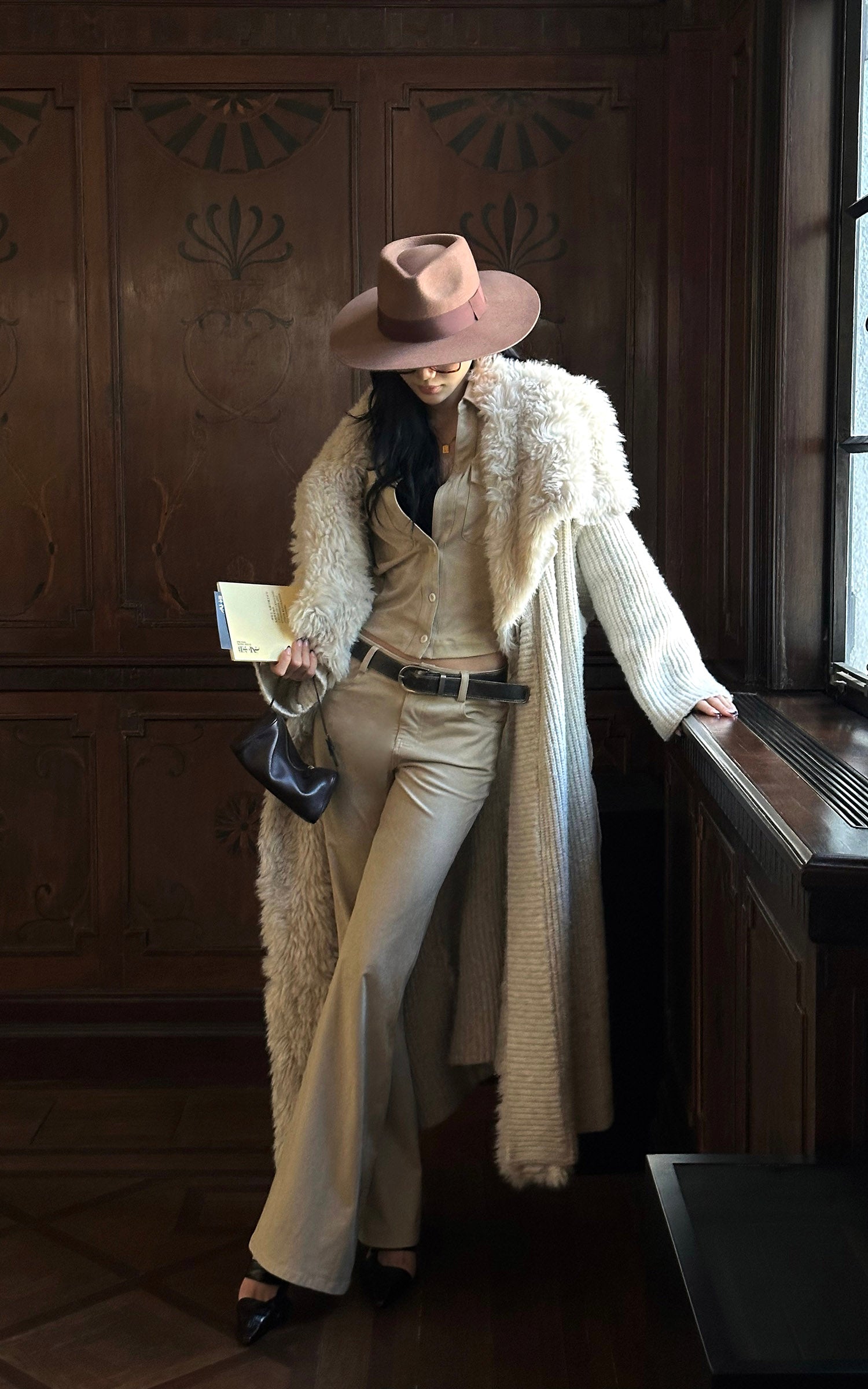 ROVENTE Cropped Utility Shirt