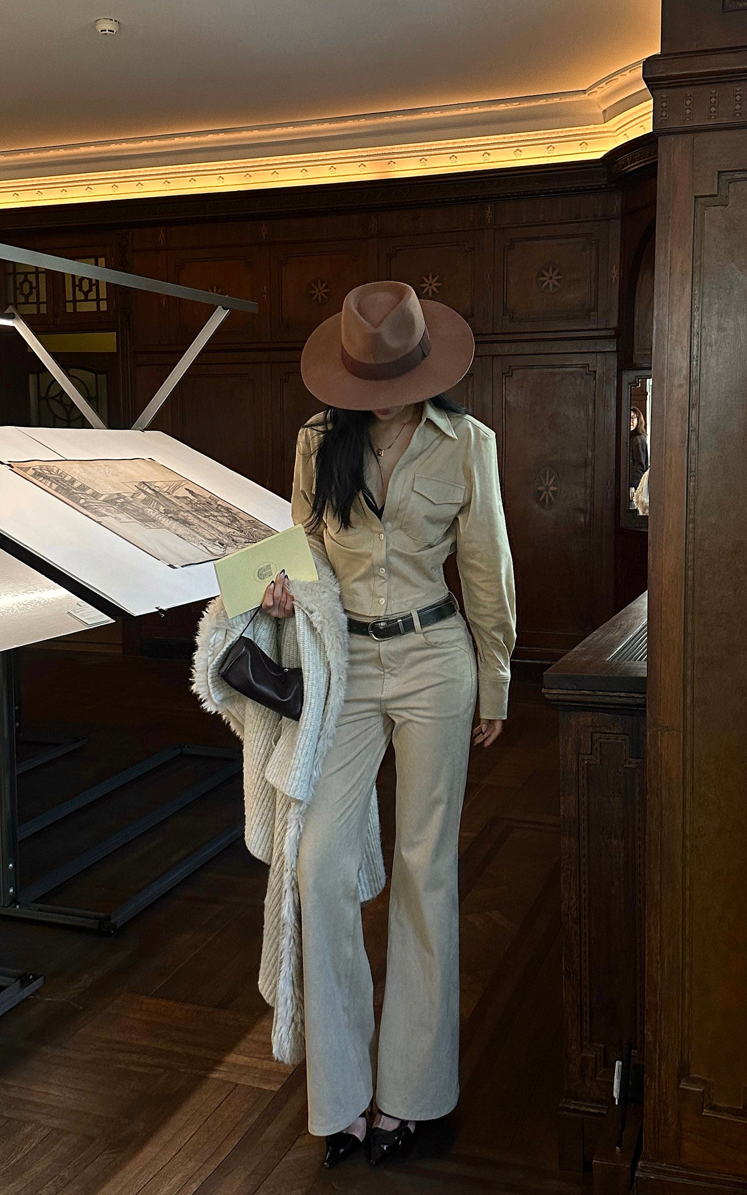 ROVENTE Cropped Utility Shirt