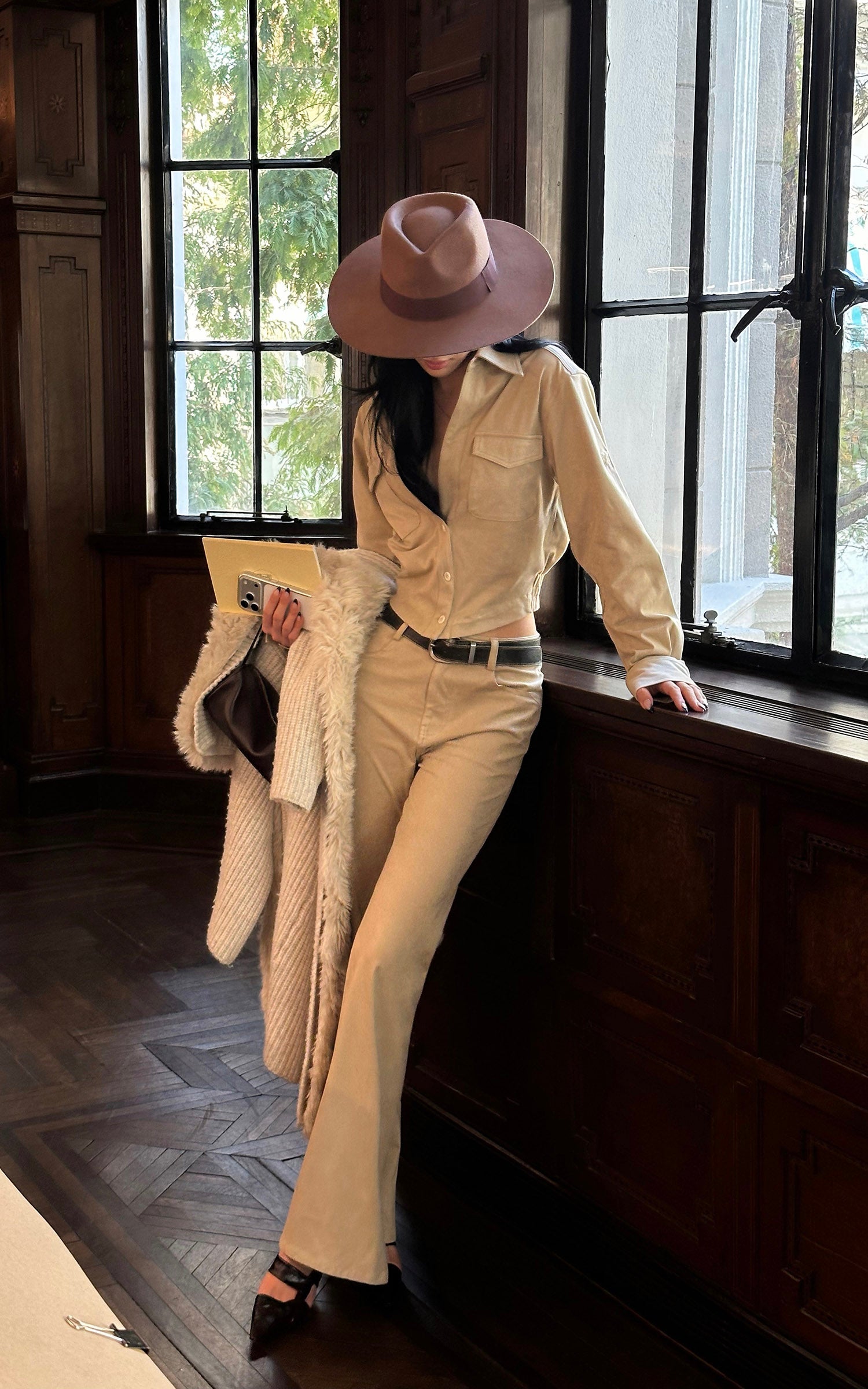 ROVENTE Cropped Utility Shirt