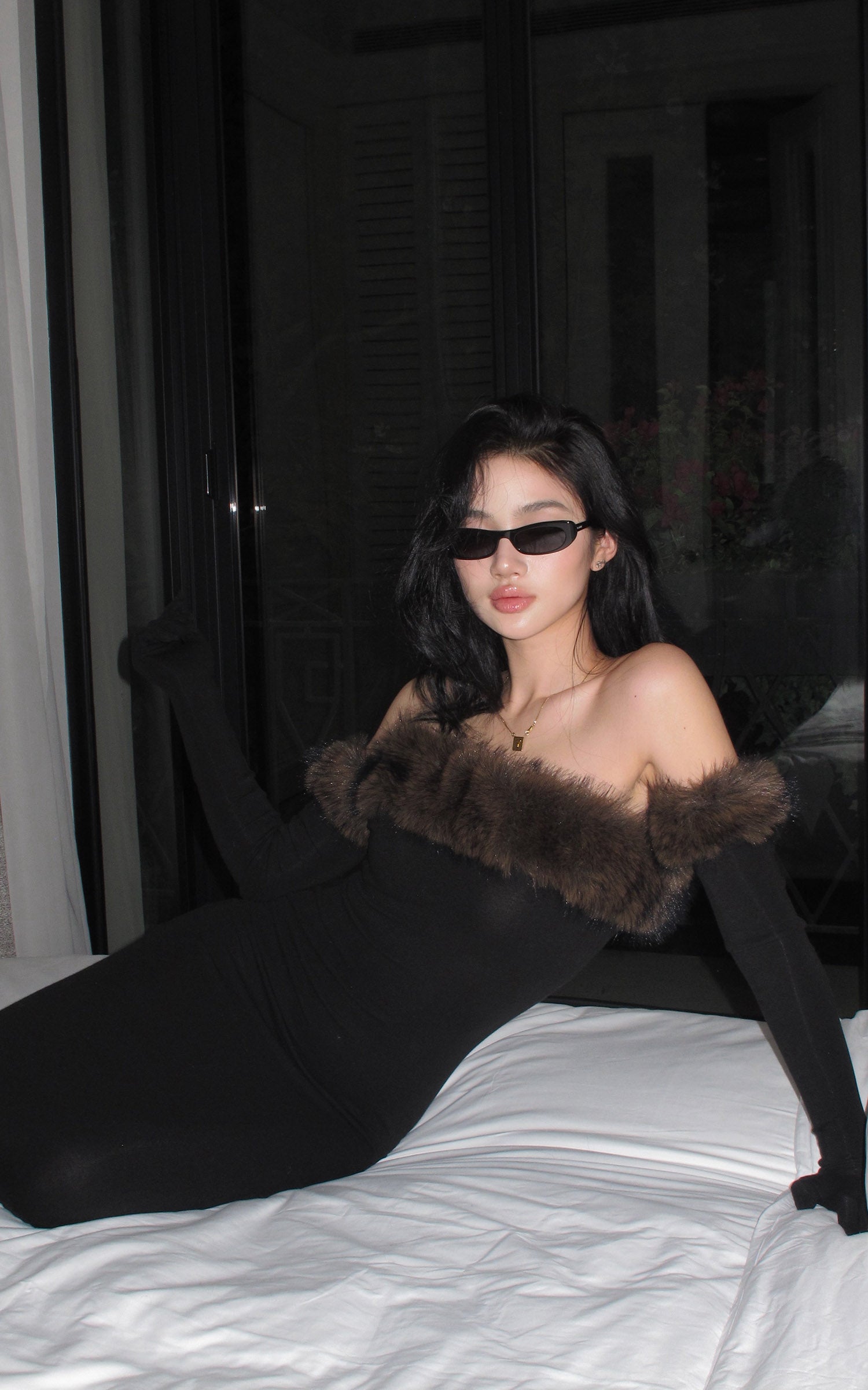 ROVENTE Faux Fur Off-Shoulder Long Dress