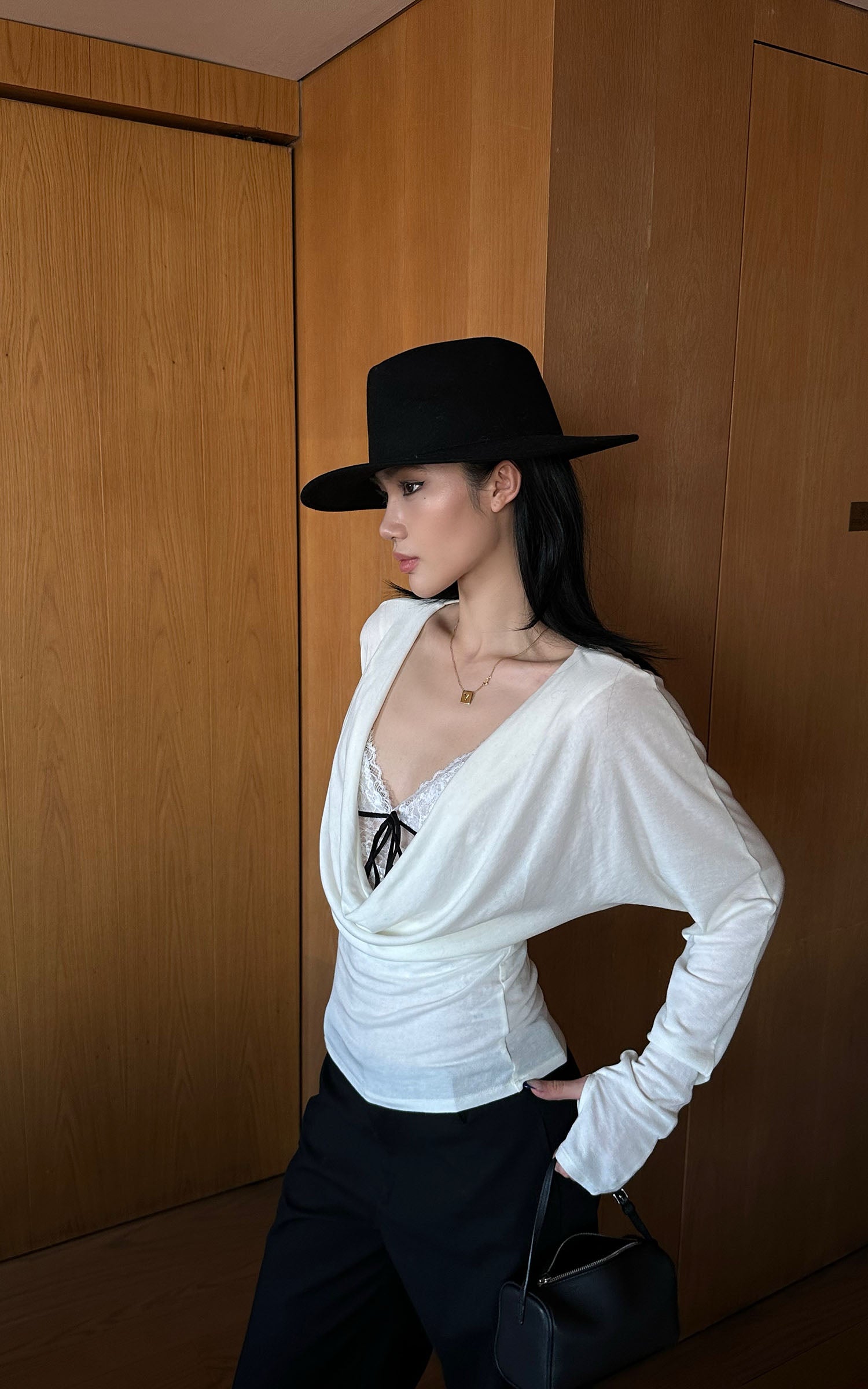 ROVENTE レースタイフロントキャミソールトップ