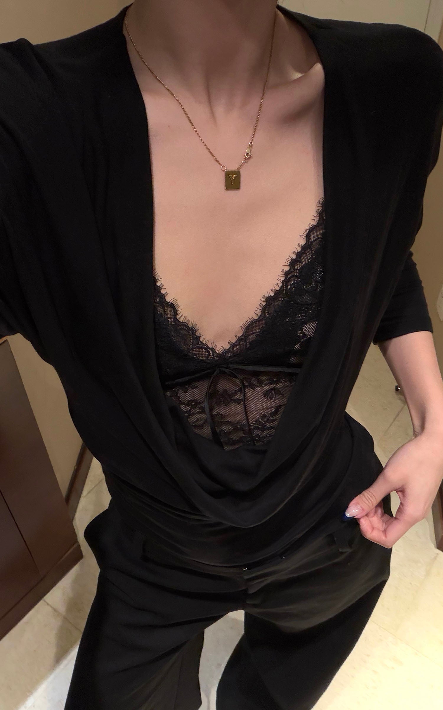 ROVENTE レースタイフロントキャミソールトップ