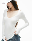 IAMXIAA フィットしたVネック長袖トップ