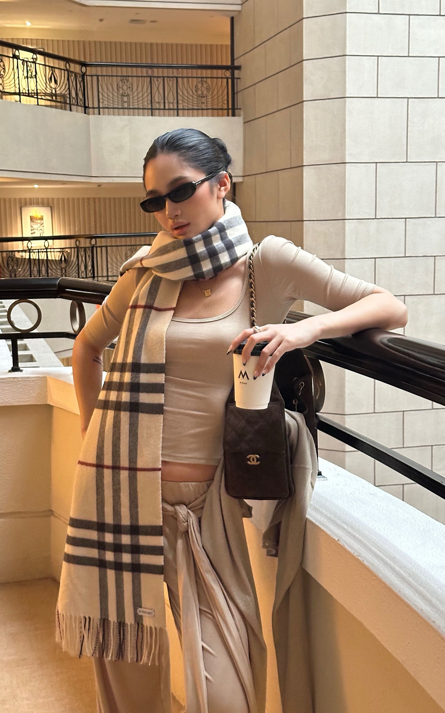 ROVENTE Scoop Neck Fitted Tee