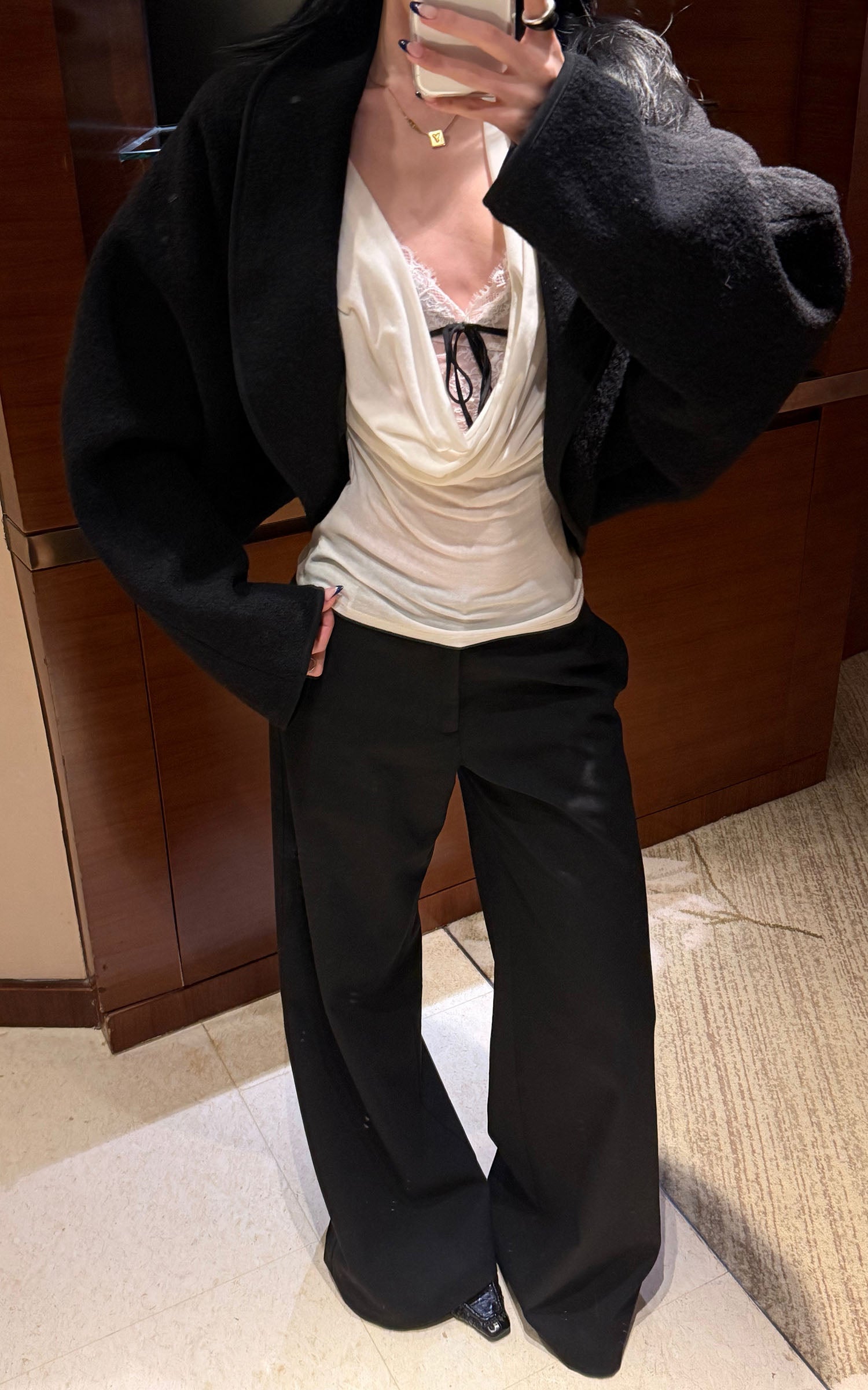 ROVENTE ハイウエストフルイドワイドレッグトラウザー