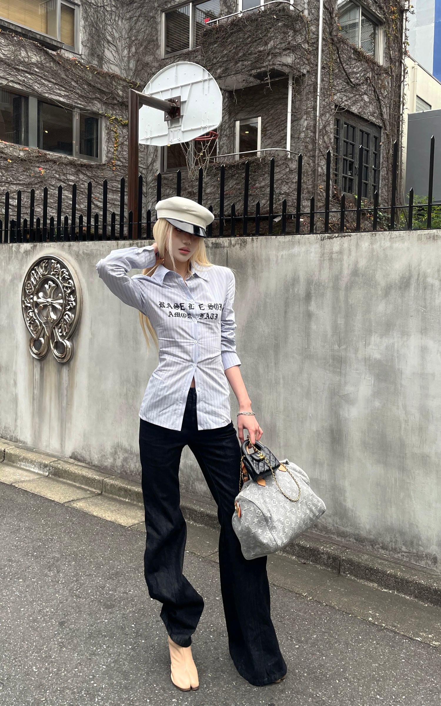 Rase le sol フィッテッドピンストライプロングスリーブシャツ