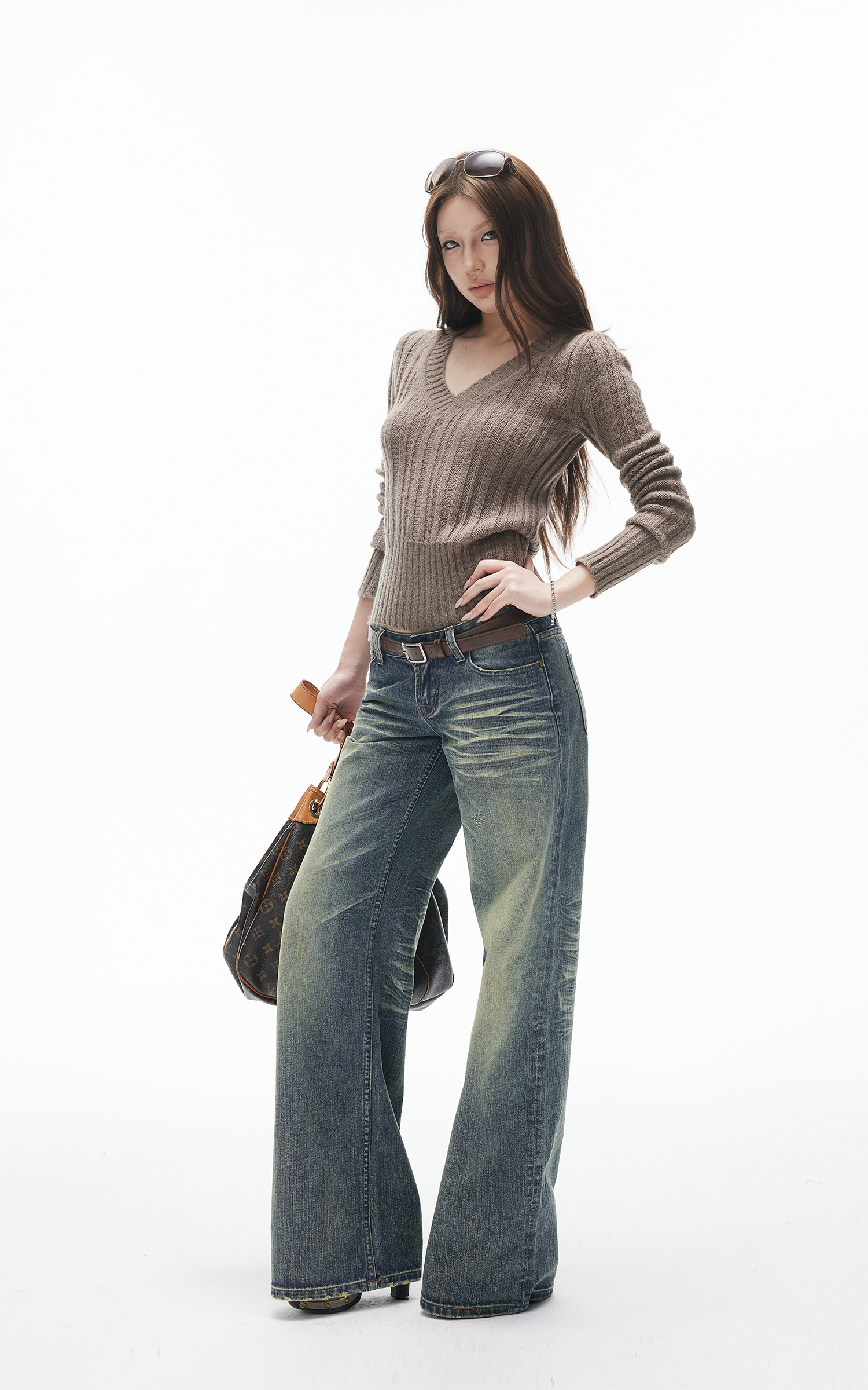 スリムフィット リブ Vネック ニットトップ