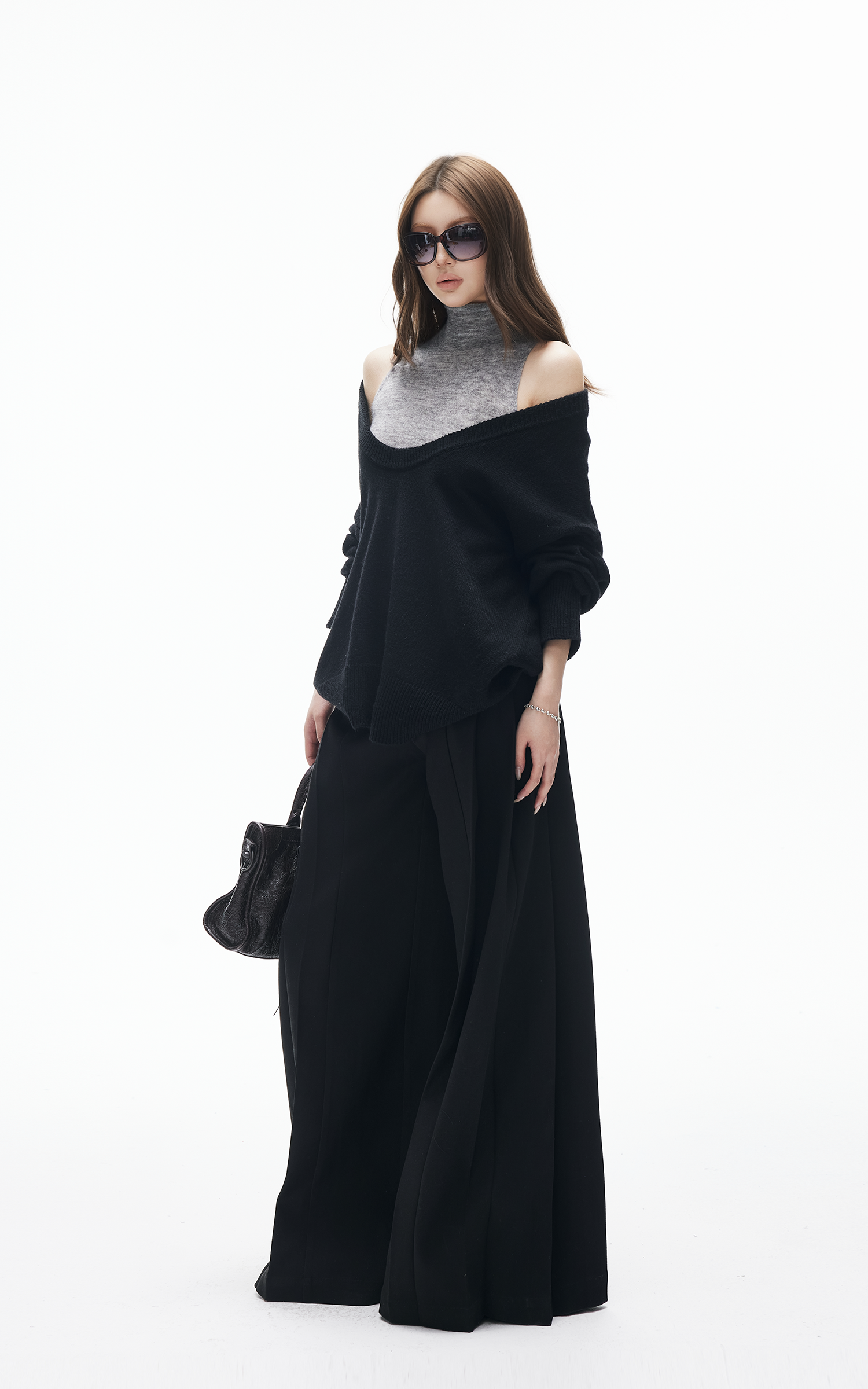 IAMXIAA フィッテッドモックネックニットタンク