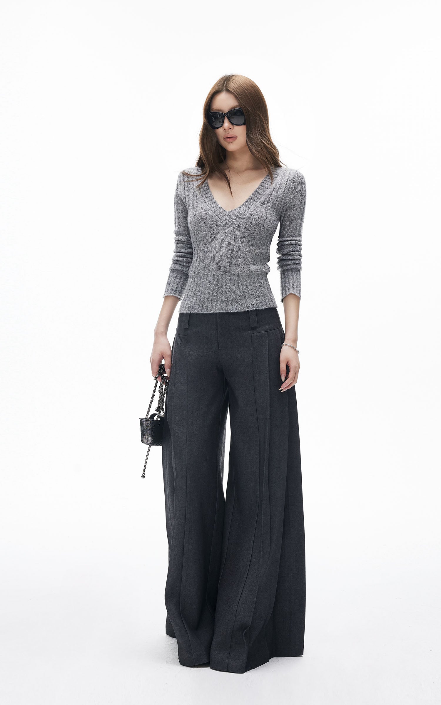 スリムフィット リブ Vネック ニットトップ