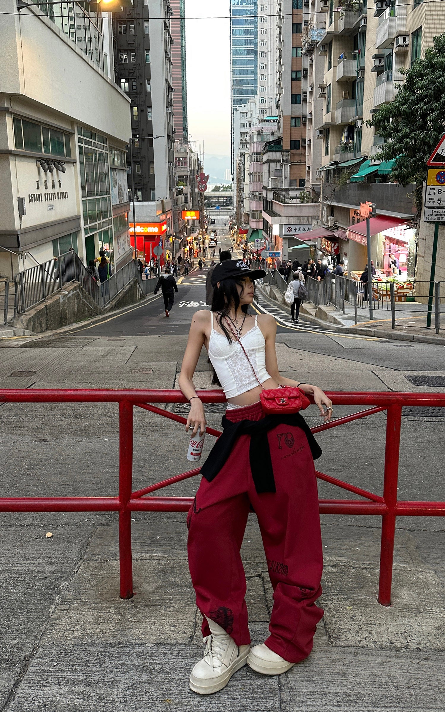 レースパネルフィットキャミトップ