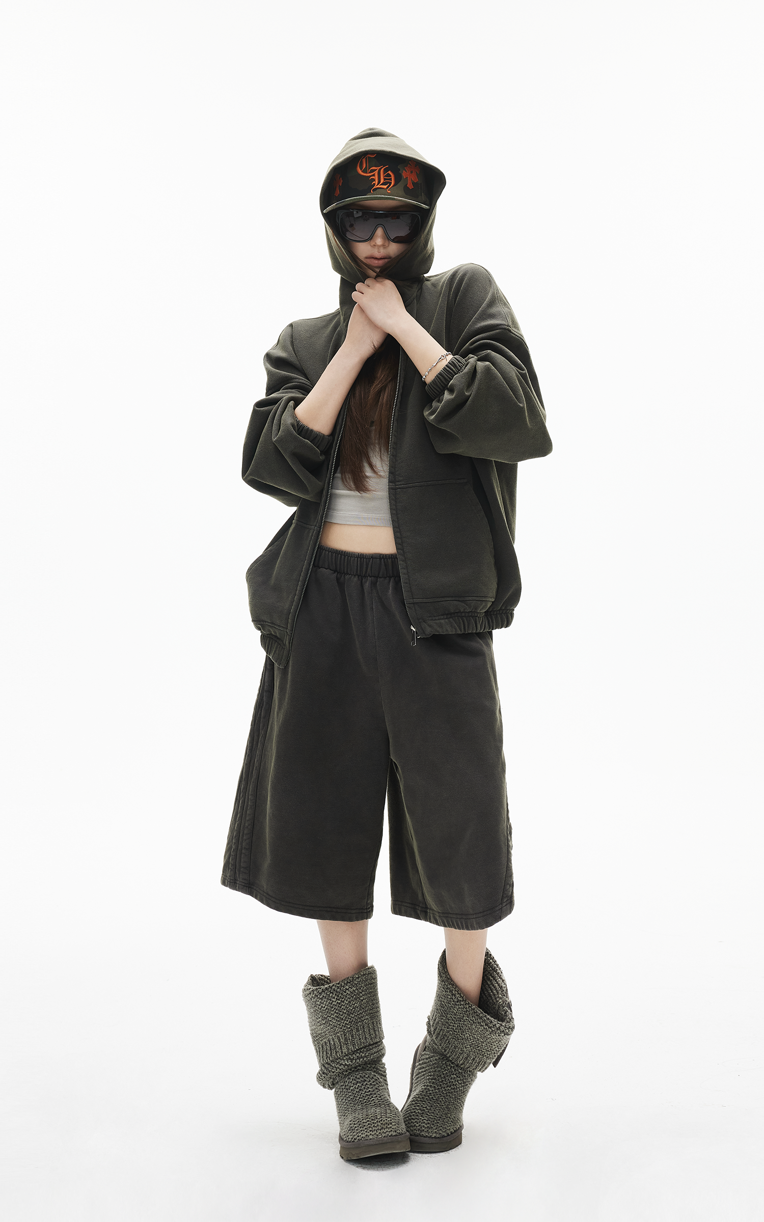 IAMXIAA ヴィンテージウォッシュジップアップフーディー＆クロップドスウェットパンツセット