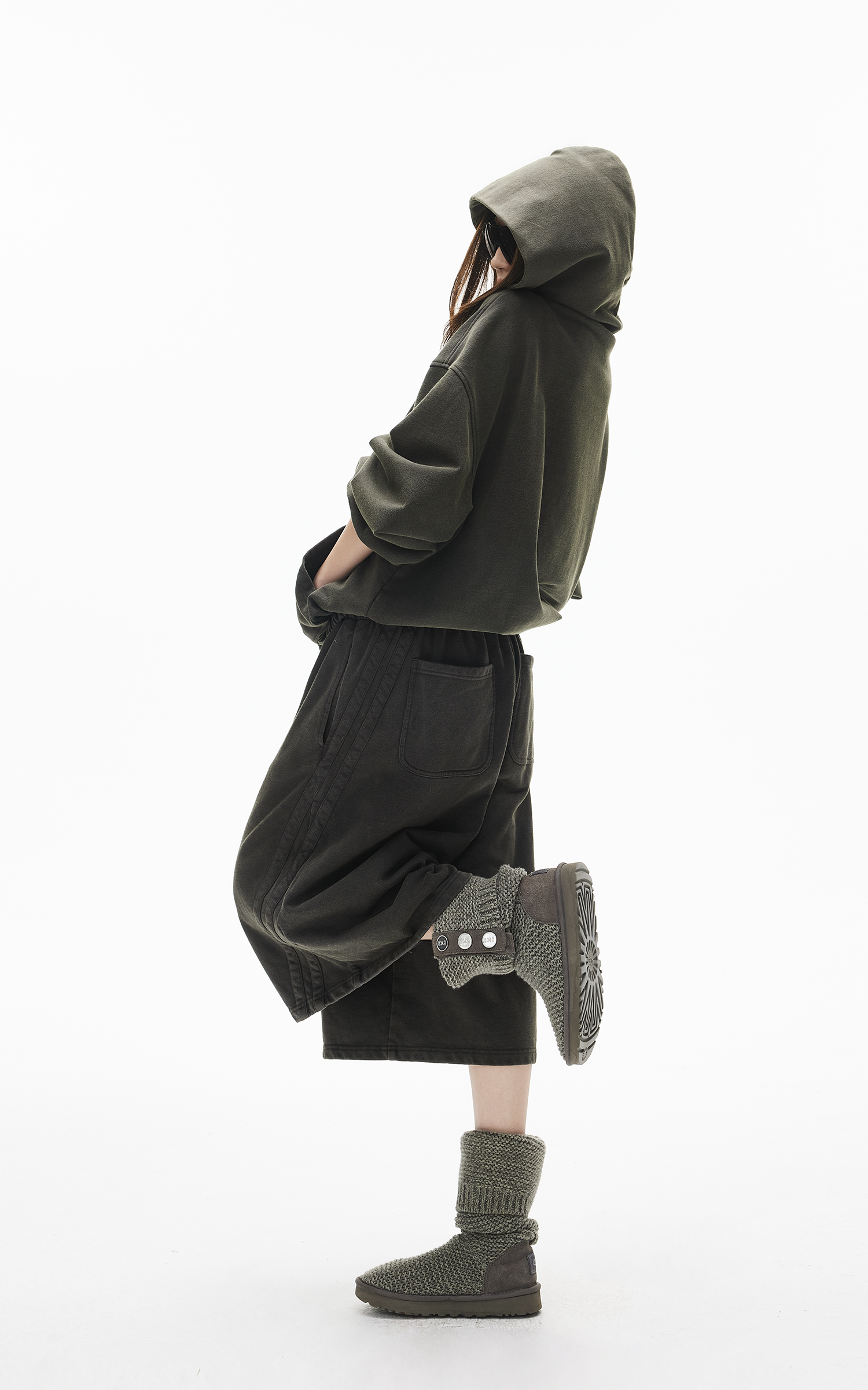 IAMXIAA ヴィンテージウォッシュジップアップフーディー＆クロップドスウェットパンツセット