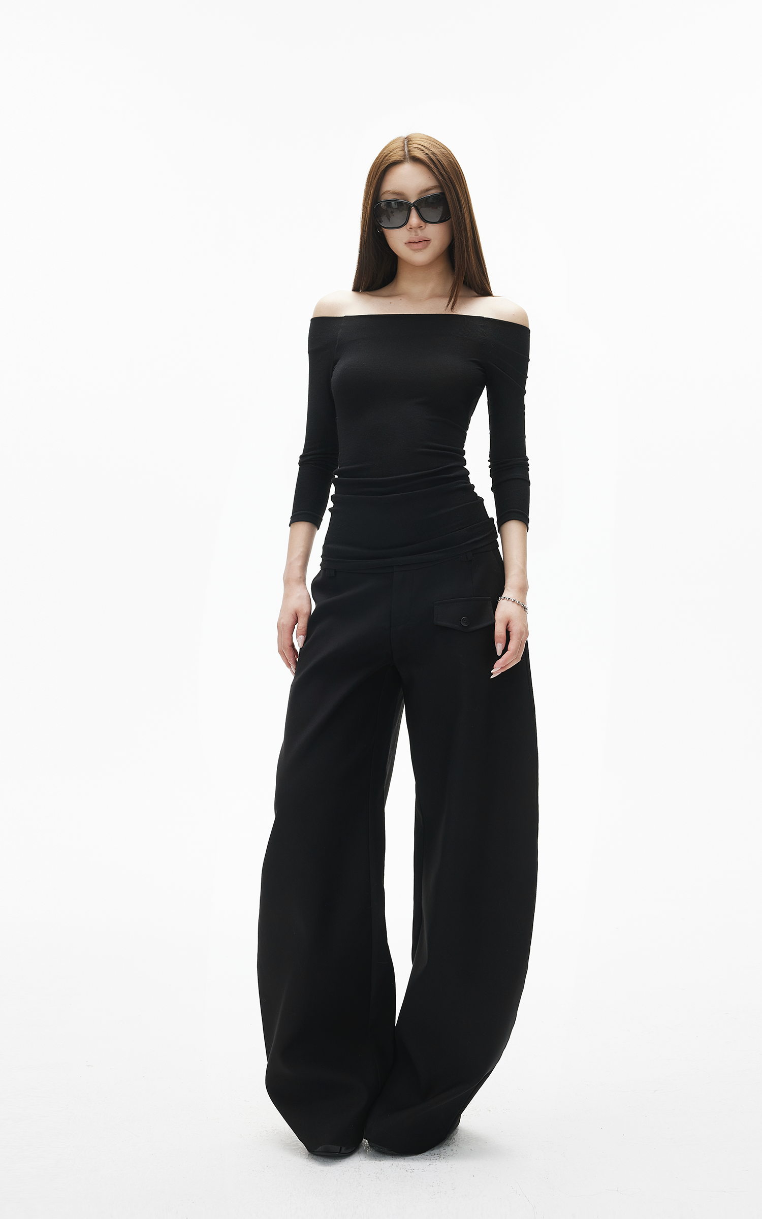 IAMXIAA オフショルダー フィットニット ロングスリーブ トップ