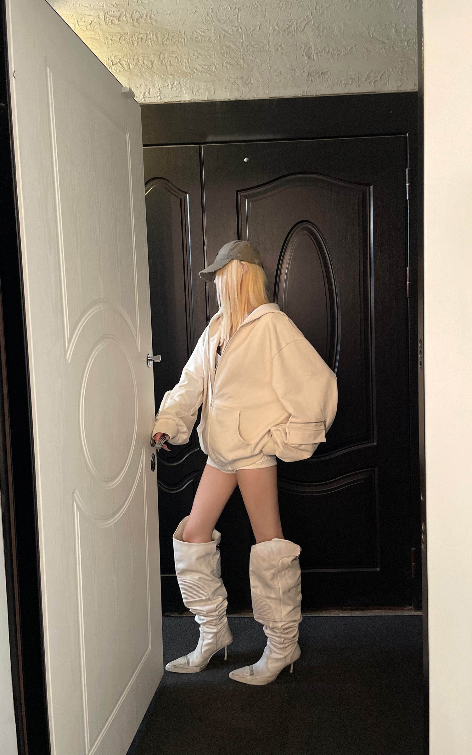 Rase le sol ユーティリティポケット付きスカルプトスリーブフーディ