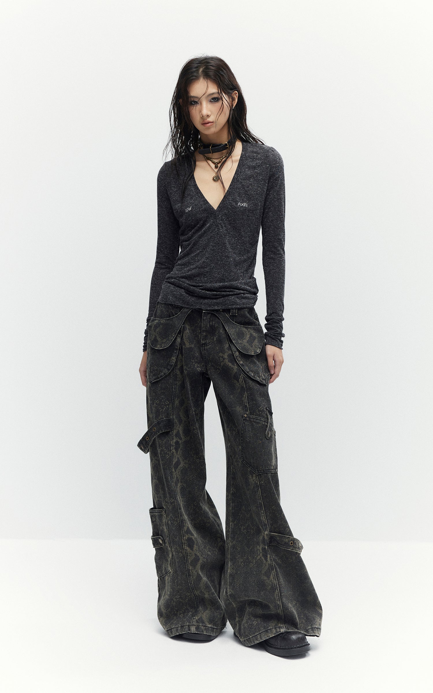 Low pixel Distressed Wing Print Deep V Long Sleeve Top