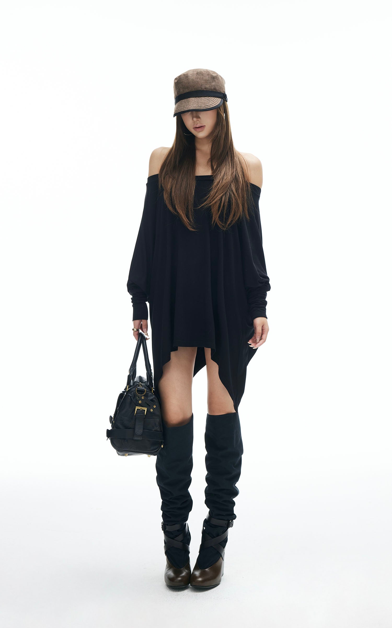 IAMXIAA オフショルダー長袖トップス（調節可能なストラップ付き）